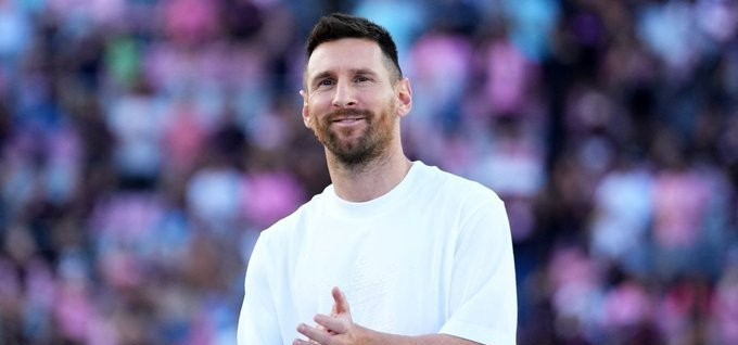 Messi will soon resume full training, with the goal of returning in mid-September