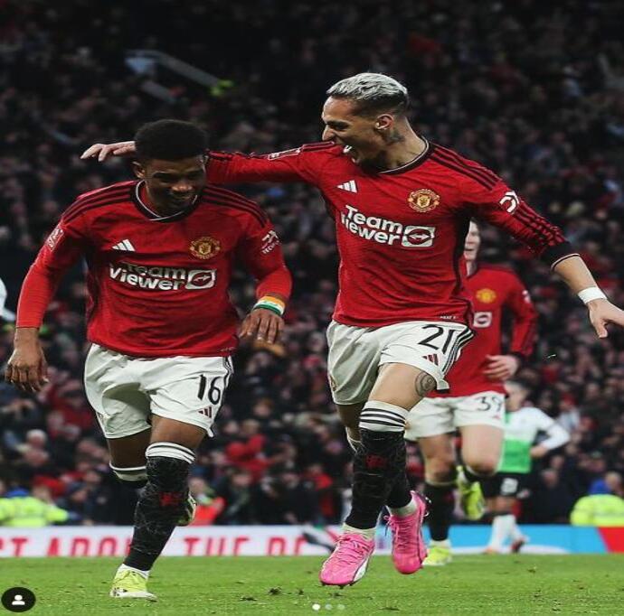 The passion 😍 Let’s do this, United!