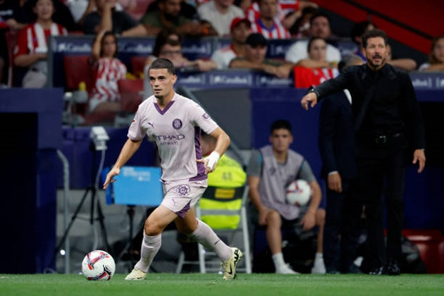 ​Manchester United nhắm đến hậu vệ trái tài năng của Girona