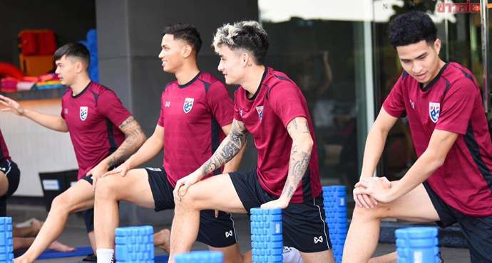 ทีมชาติไทย ฟื้นฟูร่างกาย ก่อนเยือนเวียดนาม ชิงเจ้าอาเซียน นัดแรก