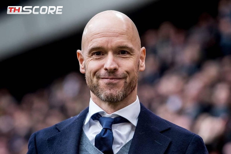 เทน ฮากคุมทีมแมนเชสเตอร์ ยูไนเต็ดต่อไป และเริ่มการเจรจาต่อสัญญาใหม่