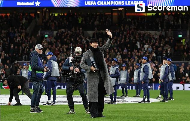 손흥민 직접 방문한 보람 있다! 토트넘, 슬라비아 프라하에 3-0 완승