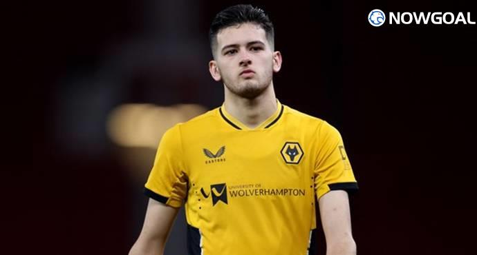 Justin Hubner Shines with Wolves U-21, Wins Player of the Season Award