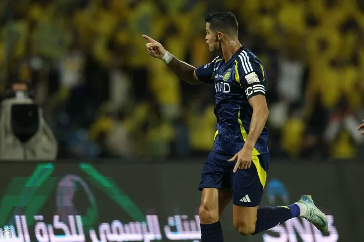 Kết quả Al-Nassr FC 1-4 Al Hilal: Ronaldo một lần nữa mất danh hiệu