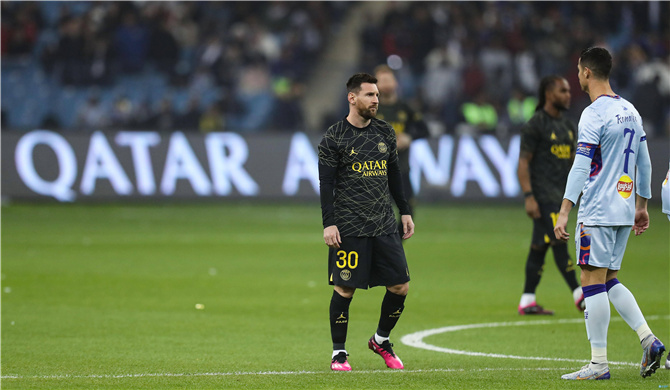 Ronaldo, Messi roll back the years in nine-goal thriller