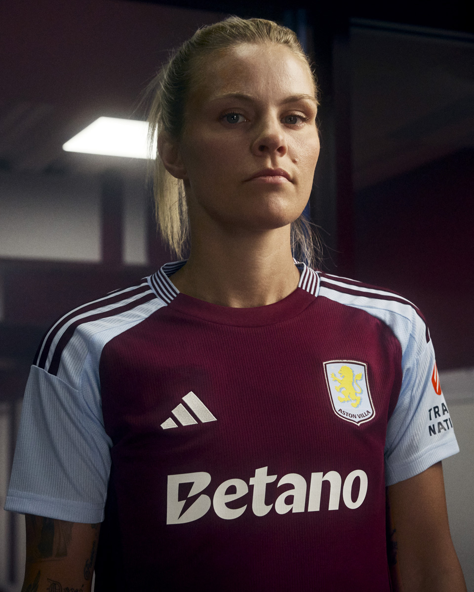 ​Áo đáu sân nhà Aston Villa cho mùa giải 2024-25