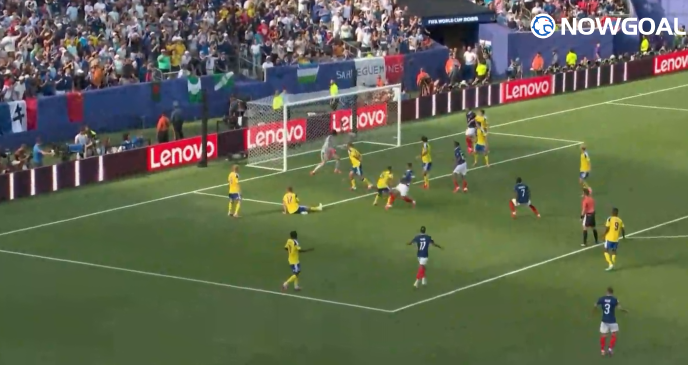 France secured a 3–0 victory over Sweden to advance to the Round of 16