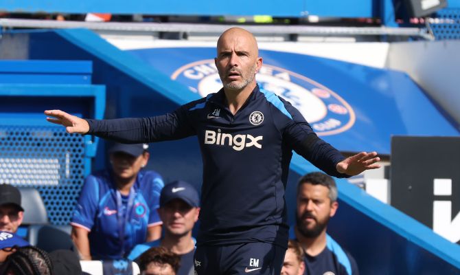 Chelsea Manager Calls for VAR Review After Controversial Decision