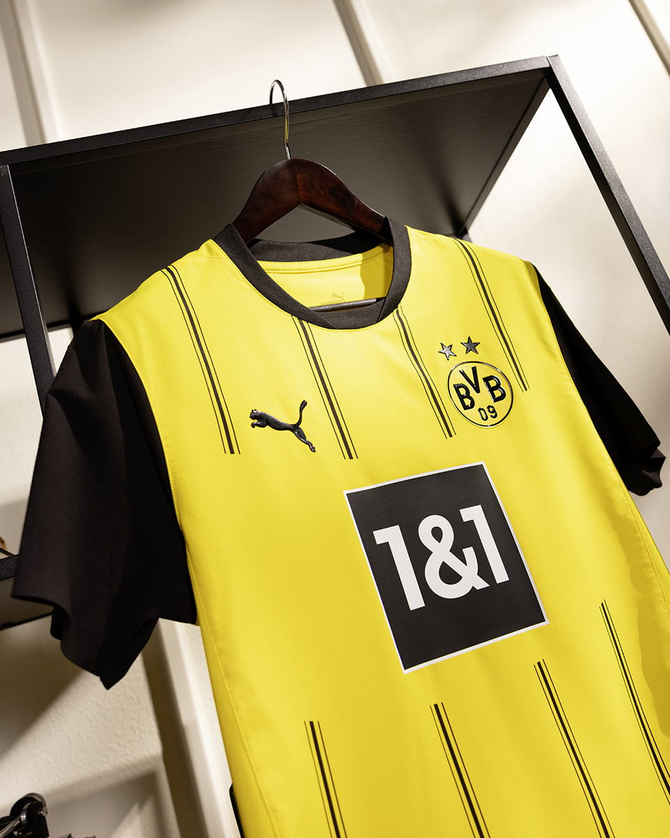 Áo thi đấu sân nhà của Dortmund cho mùa 2024-25