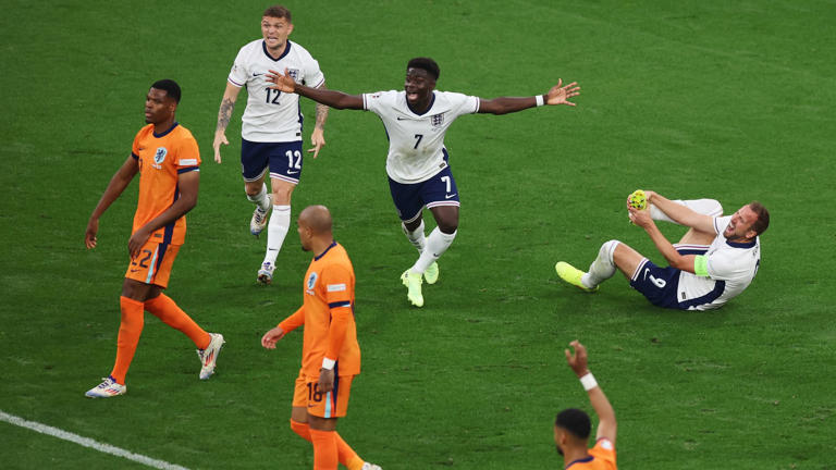 Koeman Slams VAR for 'Breaking Football' After Defeat to England