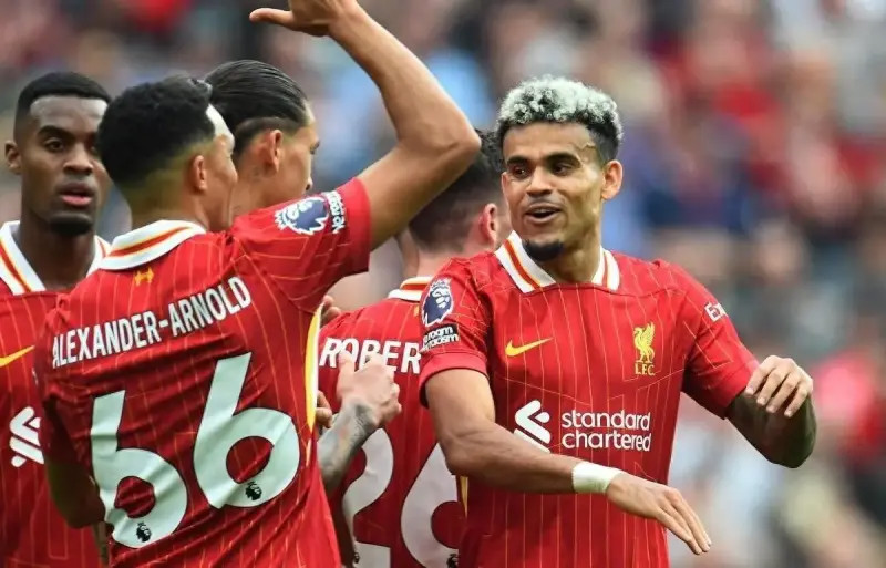 Cục diện vô địch Ngoại hạng Anh thay đổi: Khả năng vô địch của Liverpool tăng cao, lợi thế của Manchester City bị thu hẹp