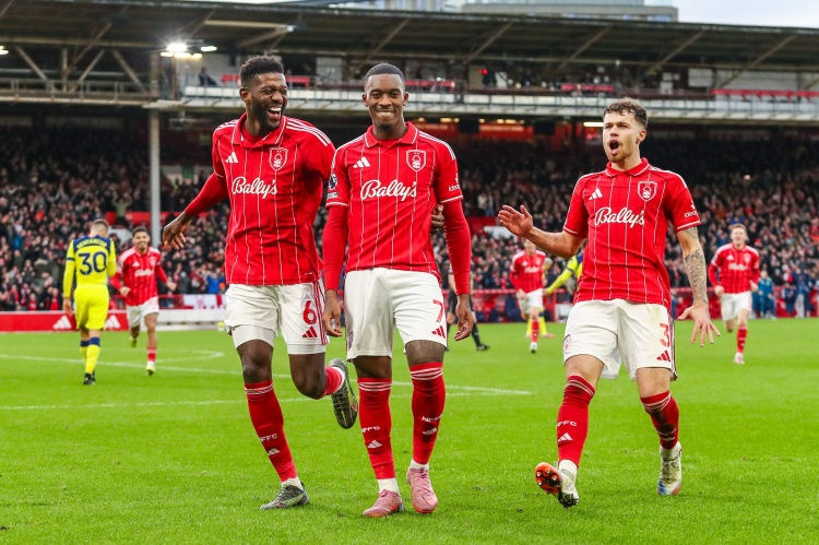 Báo chí: Tỷ lệ chi lương vượt ngưỡng, Nottingham Forest sẵn sàng đón nhận án phạt mùa hè