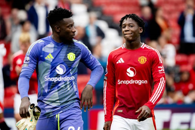 Paul Scholes lên tiếng cảnh báo về thể lực yếu kém của Man Utd