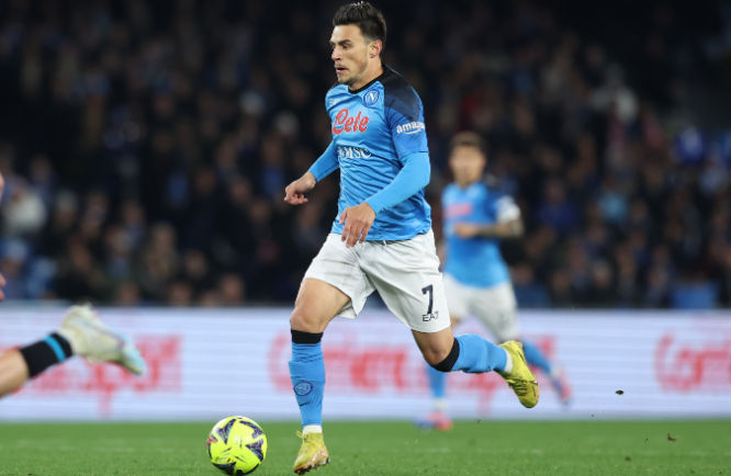 Napoli sắp thuê rồi mua Elmas, với tổng giá trị là 19,5 triệu euro và chỉ còn thiếu 500.000 euro tiền thưởng