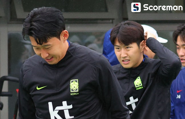 '손흥민도 합류' 홍명보호, 팬들 앞에서 완전체 훈련