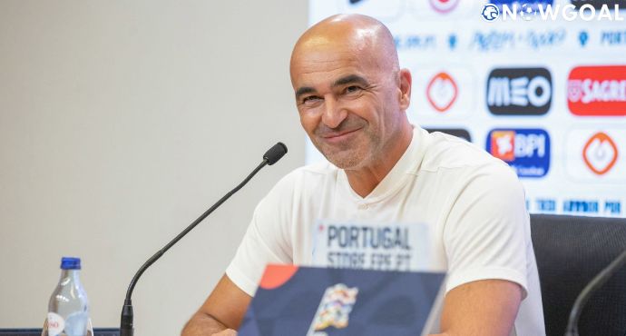 Portugal's national team coach Roberto Martínez attended a press conference