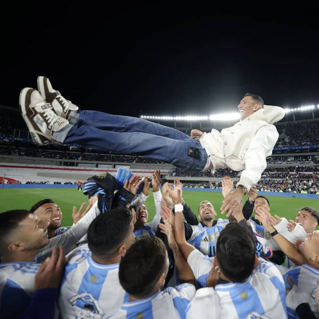 Argentina 3-0 Chile - Alvarez lập siêu phẩm, Dybala và McAllister lập công