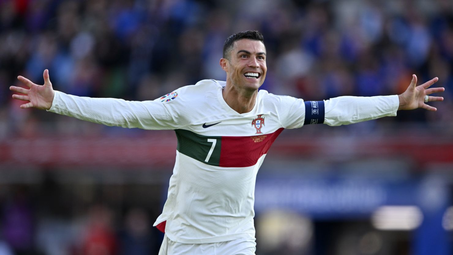 Cristiano Ronaldo sắp giải nghệ?