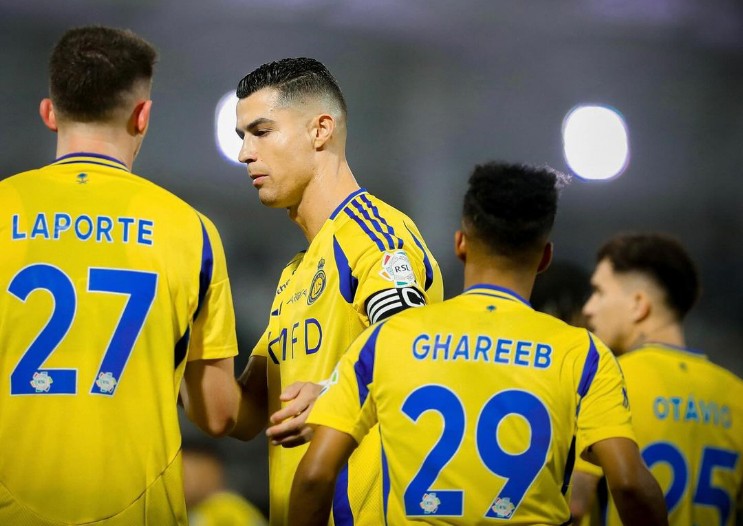 FT: Al-Shabab 1-2 Al-Nassr