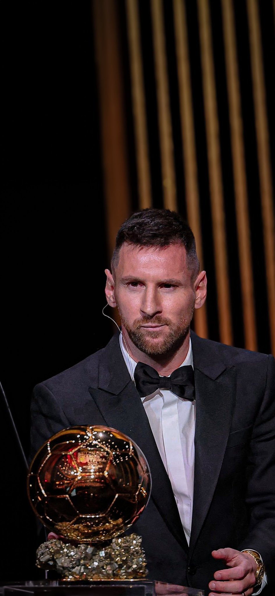 Lionel Messi giành danh hiệu Quả Bóng Vàng thứ 8 trong sự nghiệ