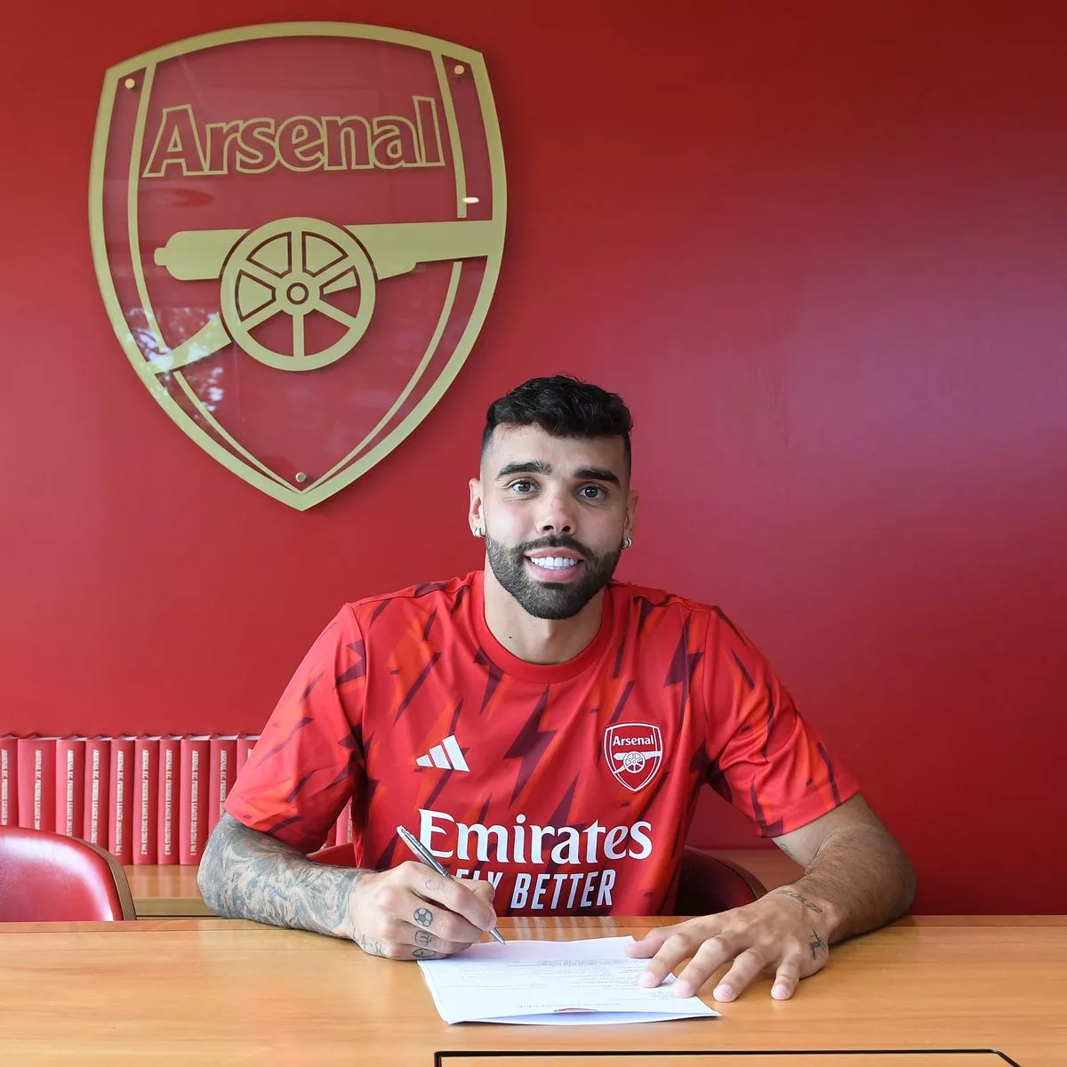 Arteta Urged to Focus on Positivity Amid Transfer Talk