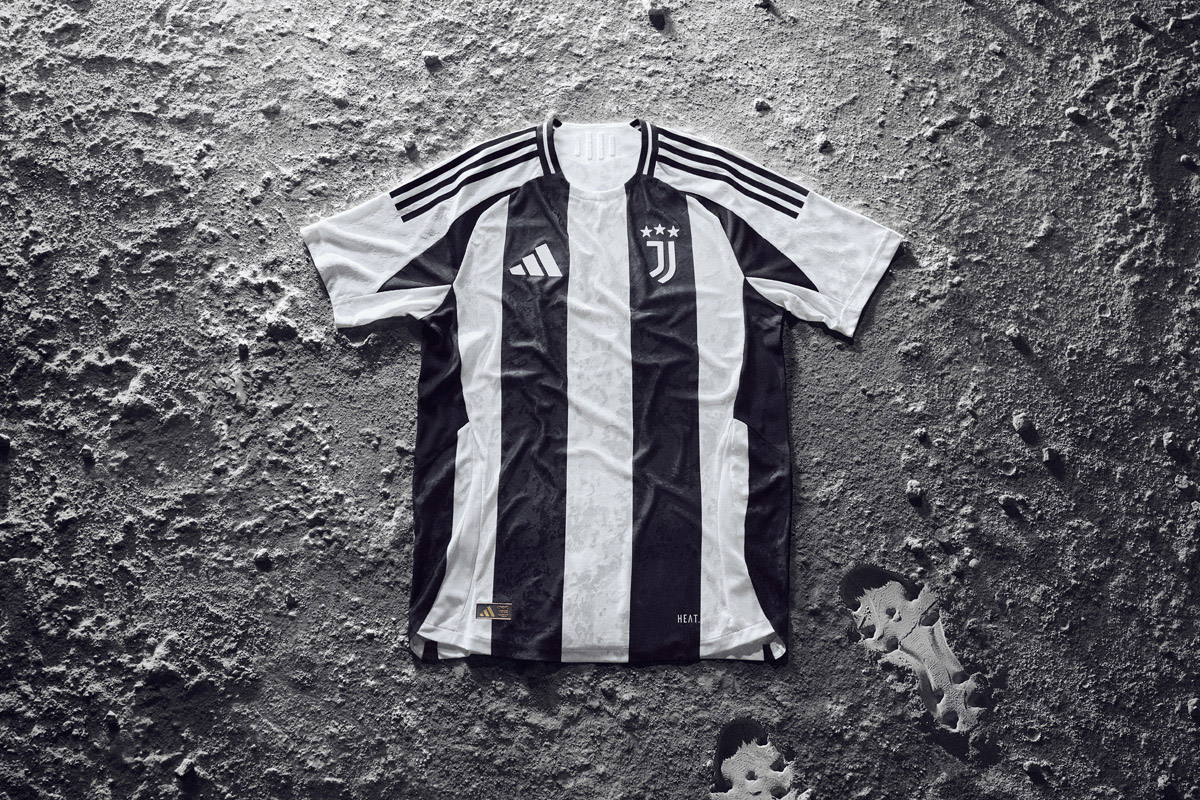 Áo đấu sân nhà Juventus cho mùa giải 2024-25