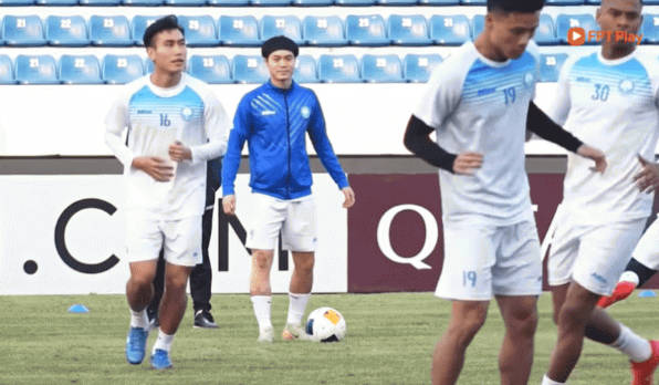 Văn Toàn báo tin không thể vui hơn tới ĐT Việt Nam