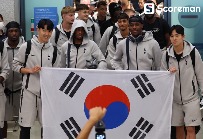 손흥민·양민혁 함께 입국! 토트넘 4번째 방한…오는 3일 뉴캐슬과 맞대결