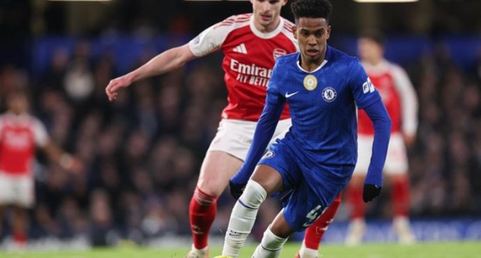 Chelsea Hold Leaders Arsenal to Dramatic 1-1 Draw at Stamford Bridge