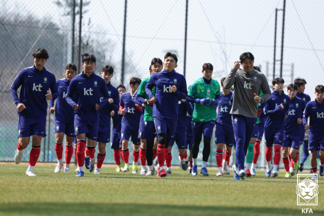 '양민혁·김지수 합류' U-23 축구대표팀 24명 소집...아시안게임 대비 태국서 전지훈련
