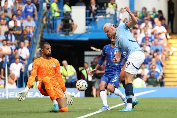 Kết quả Ngoại Hạng Anh: Chelsea FC 0-2 Manchester City