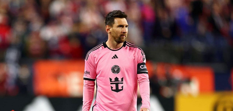 แฟนบอล MLS ขึ้นป้ายค่าใช้จ่ายมาดู เมสซี่ แต่กินแห้ว