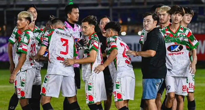 ​ระดับท็อป 10 ประเทศ! VPOPรองพีท x Pกัปตันกันตา ทีมบอลเดินสายผู้ล่าแชมป์มานานกว่าทศวรรษ