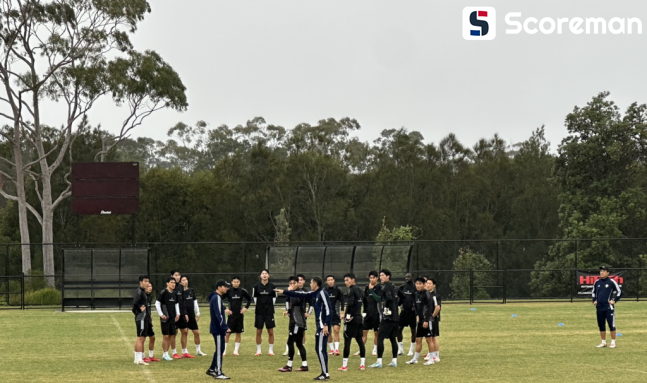 '역전 도전' 전북현대, 시드니 현지 도착 후 첫 훈련 완료