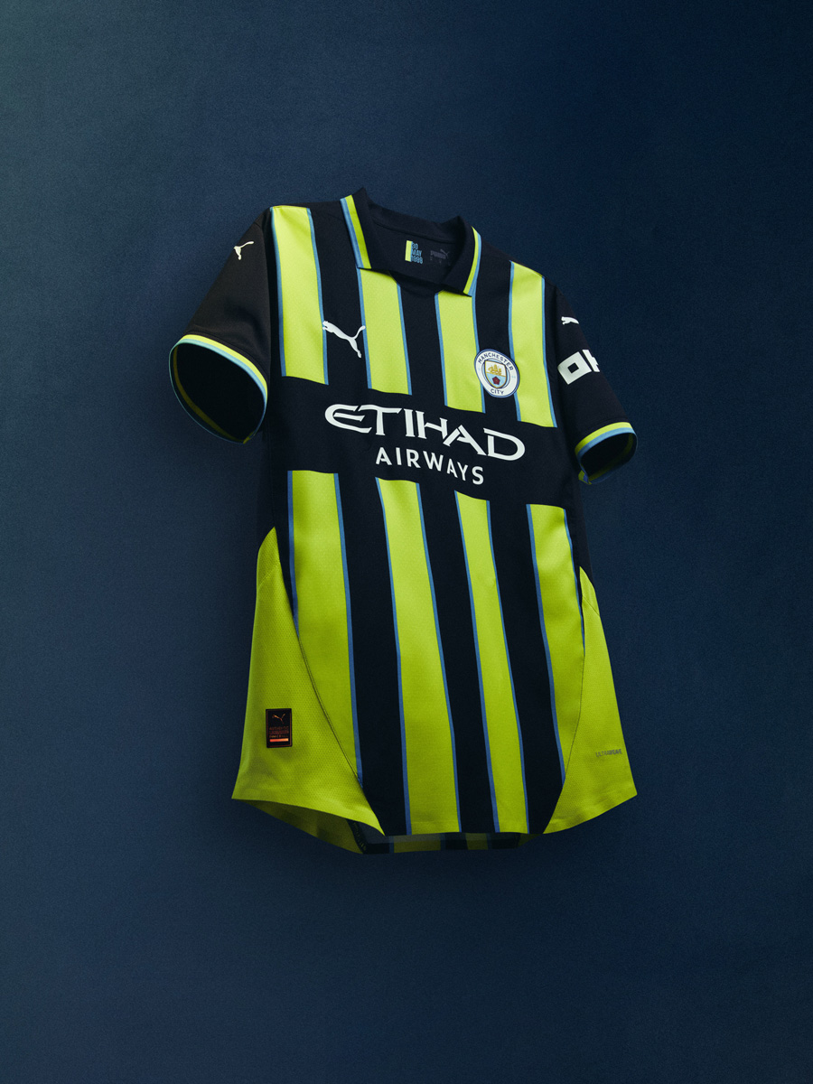 Áo đấu sân khách Manchester City cho mùa giải 2024-25
