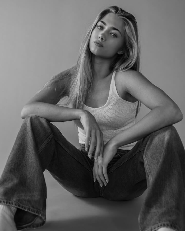 Liverpool cựu sao chúc mừng sinh nhật con gái gây sốt, cư dân mạng hỏi: Còn tuyển con rể không?