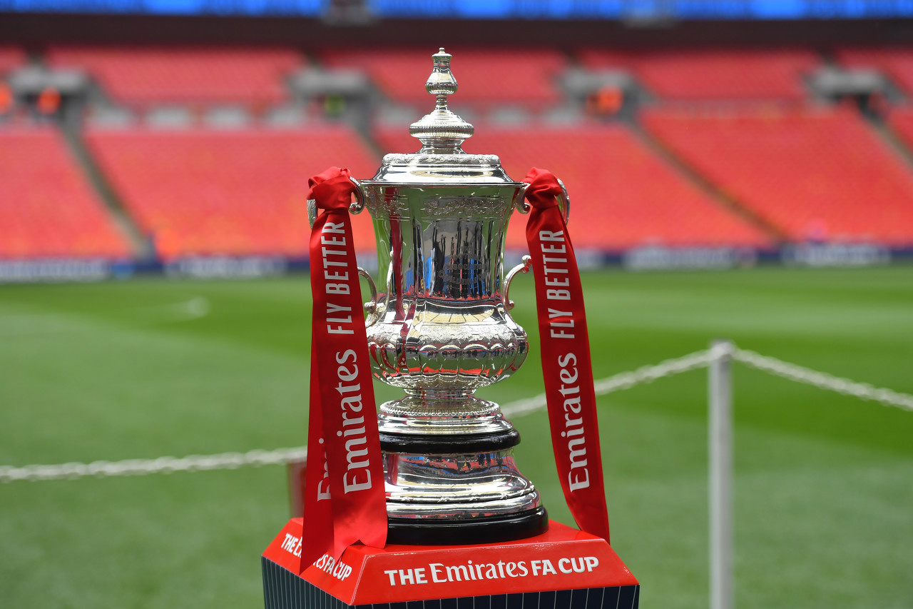 BBC hy vọng dời thời gian trận chung kết FA CUP để tránh trùng với thời gian của Cuộc thi Ca khúc Eurovision