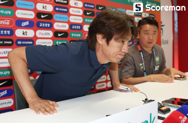 한국 FIFA 랭킹, 32위까지 추락…4년 반 만에 최저