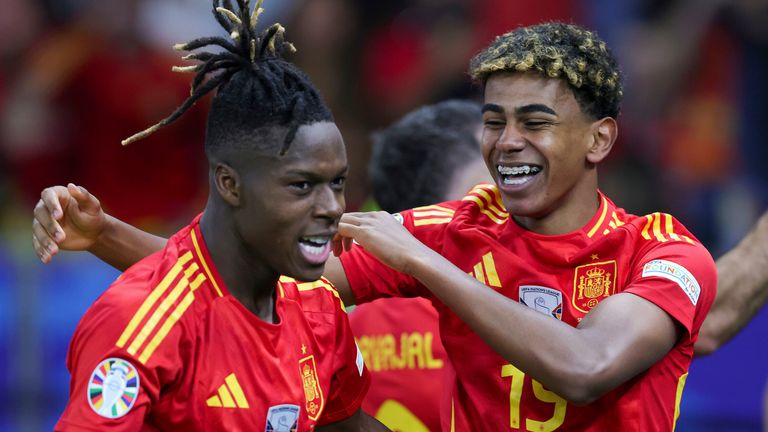 Barcelona Eye Nico Williams to Reunite with Lamine Yamal
