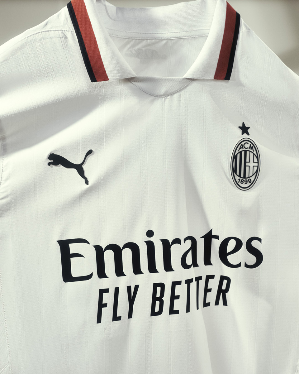 ​Áo đấu sân khách AC Milan cho mùa giải 2024-25
