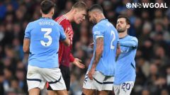 Rasmus Højlund Mocks Kyle Walker After Heated Manchester Derby