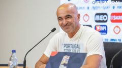 Portugal's national team coach Roberto Martínez attended a press conference