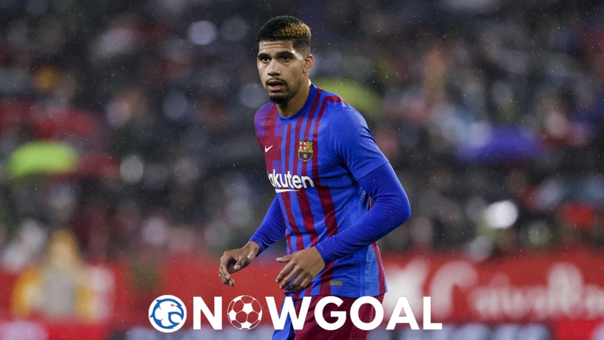 Barcelona star Ronald Araujo makes Manchester United comment in transfer claim