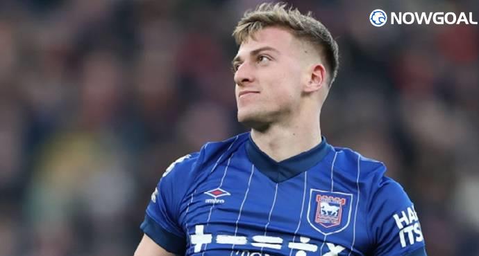 ​Manchester United Set to Compete with Chelsea for Ipswich Striker Liam Delap