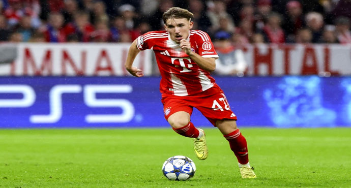 Chỉ 3 tháng, cậu bé 17 tuổi Kahl lập 5 kỷ lục trẻ nhất tại Bundesliga và Champions League