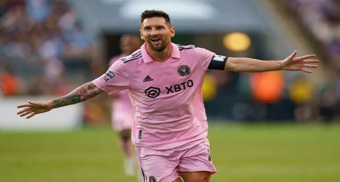Messi tri ân Busquets: Thật may mắn khi được chứng kiến tài năng của anh