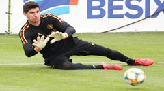 Courtois:Rất thất vọng với trận hòa vừa rồi, chúng tôi phải coi trận đấu với Xứ Wales như một trận chung kết