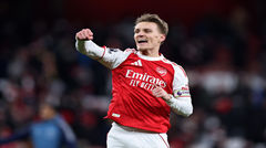 Chỉ 23 phút và 14 lần chạm bóng, Ødegaard cứu rỗi Arsenal