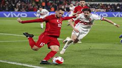 Calhanoglu: Tôi hy vọng sẽ phá vỡ kỷ lục ra sân cho đội tuyển quốc gia Thổ Nhĩ Kỳ, điều quan trọng là tránh chấn thương