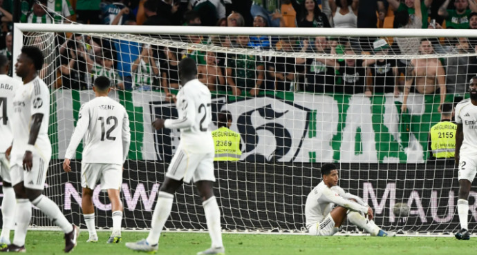 Real Betis gỡ hòa Real Madrid ở phút cuối, Barcelona có thể vô địch sớm nhất vào tuần sau